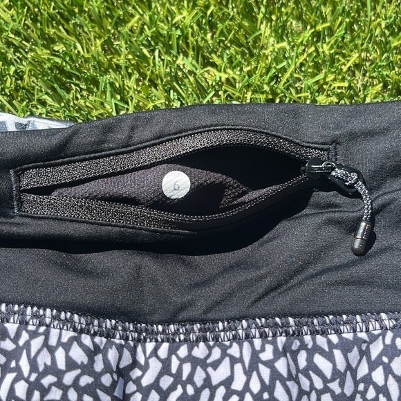 LIKE NEW LULULEMON Run Times Short! - Picture 8 of 9